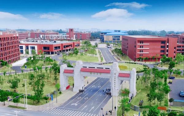 2022年佛山科学技术学院普通专升本各专业考试科目汇总