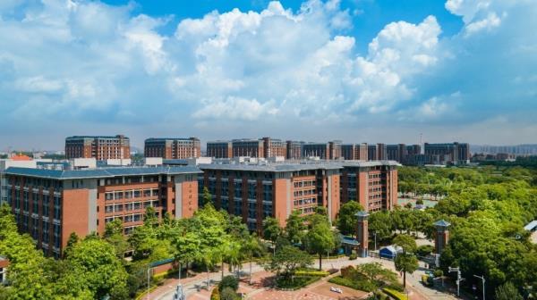 广州新华学院2022年专插本学费